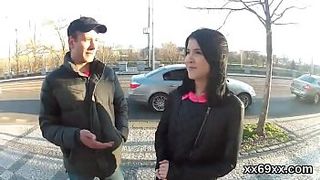 Врач разводит девственного котёнка на жёсткий поебон